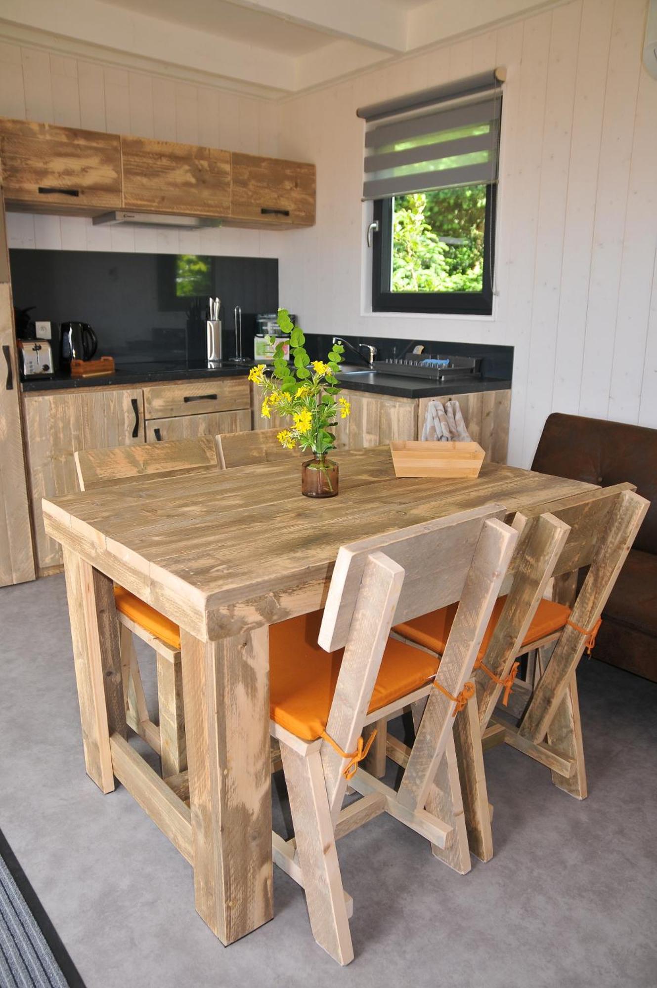 Lodges Arverne Vic-le-Comte Eksteriør billede